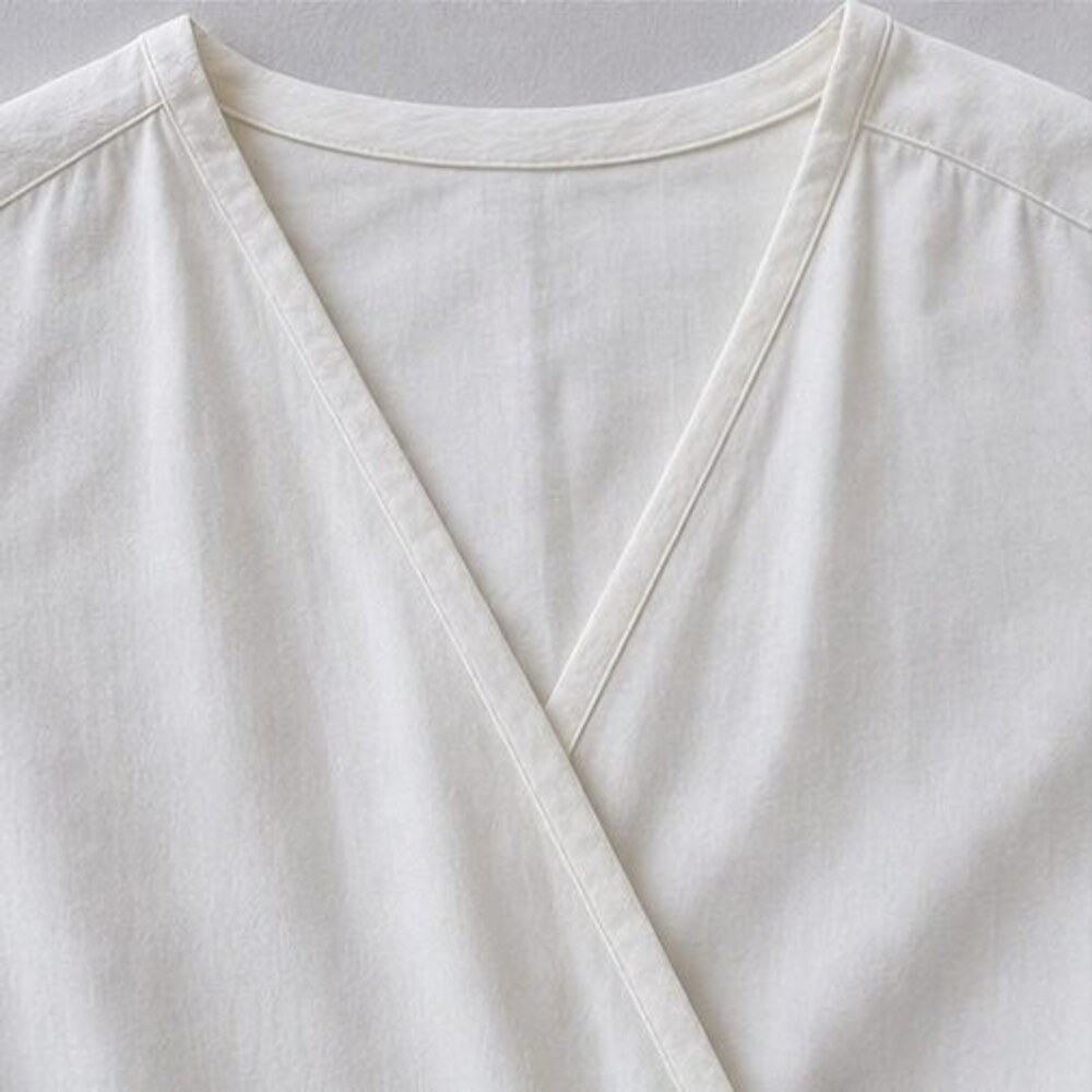 Ivory Ruffle Blouse - Picture 4 of 6